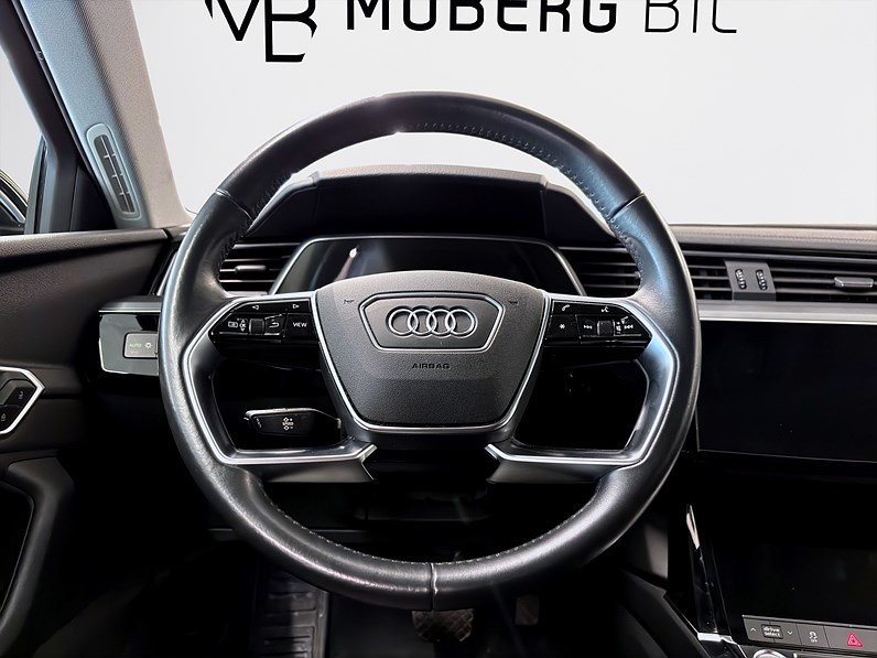 Audi e-tron 50 quattro 313hk Helg på Moberg! Navi Keyless PDC