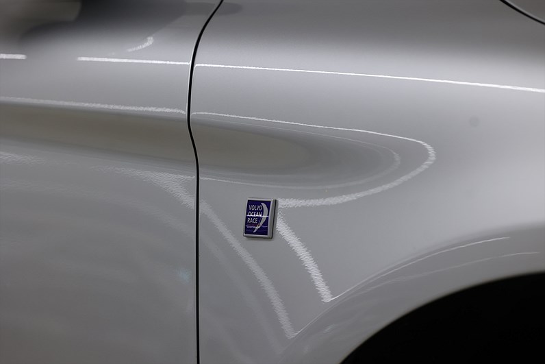 Volvo XC60 D4 190hk Ocean Race Navi Värmare Skinn