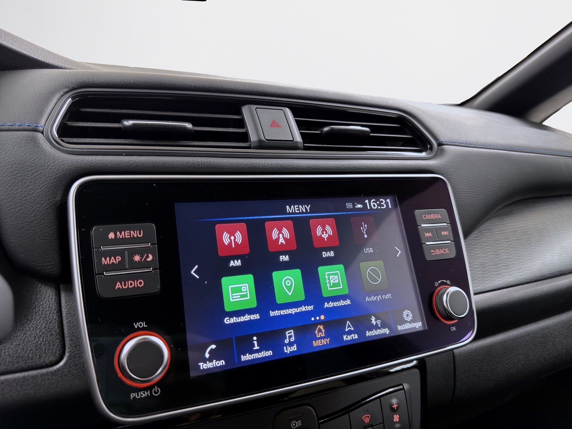 Nissan Leaf 150hk Helg på Moberg! N-CONNECTA Navi 360 Värmare