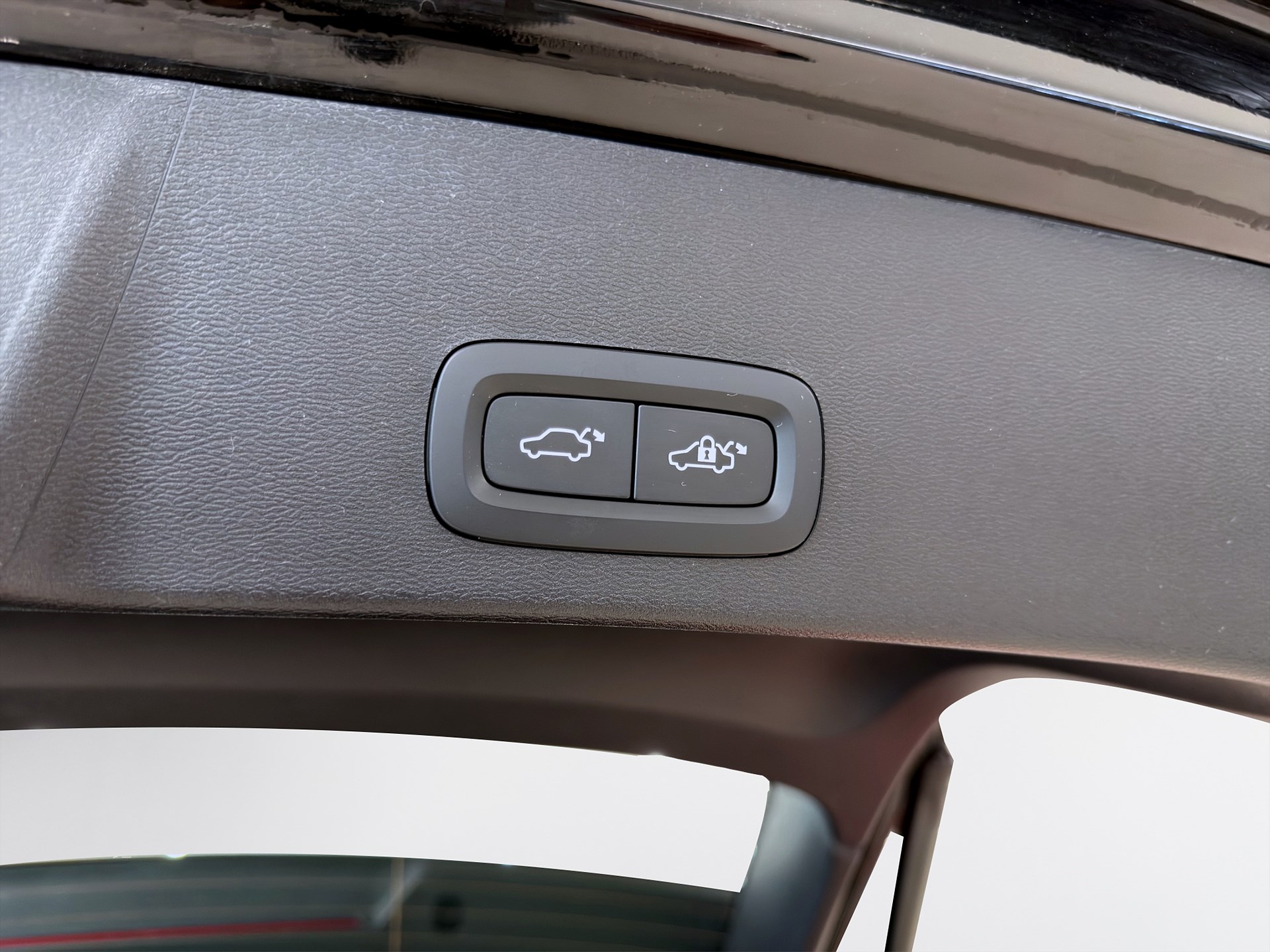 Volvo XC40 Recharge T4 211hk Core Bright B-Kamera Keyless Navi