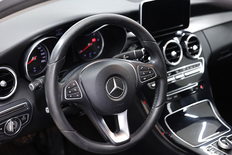 Mercedes-Benz C 220 D 4Matic AMG Line B-Kamera LED Navi