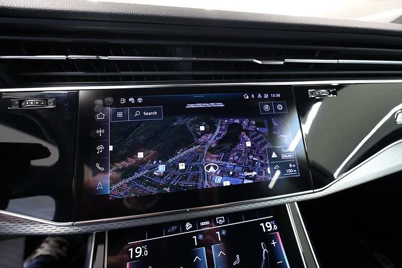 Audi Q7 60 TFSI e quattro S-line 490hk Svart Optik Drag Leasbar
