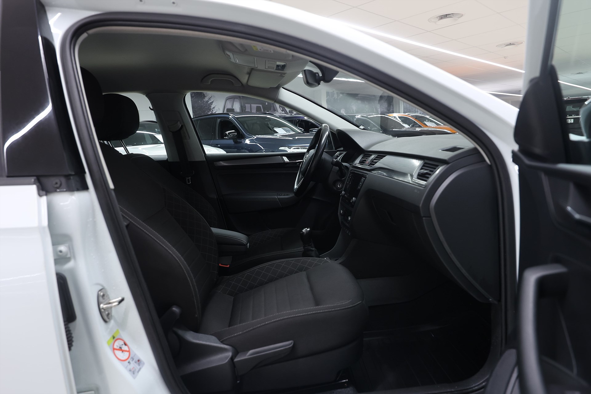 Skoda Rapid Spaceback 1.0 TSI 110hk Style PDC