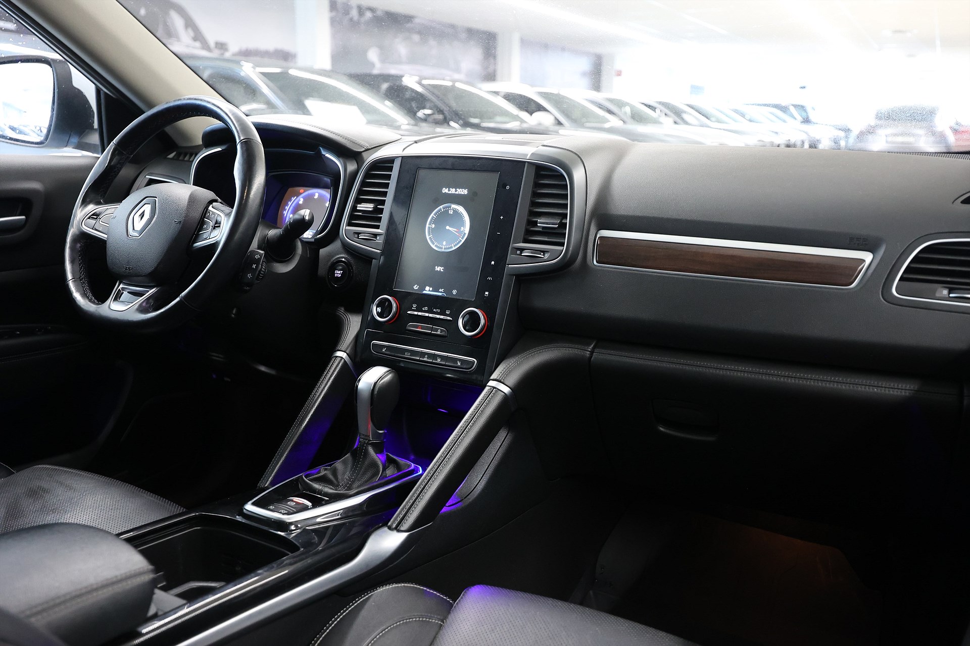 Renault Koleos 2.0 dCi 4WD 177hk Xtronic Pano BOSE Navi B-Kamera