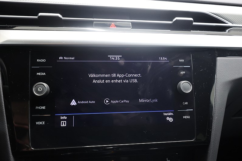 Volkswagen Arteon SB eHybrid 218hk *Hjulkampanj!* R-Line Drag