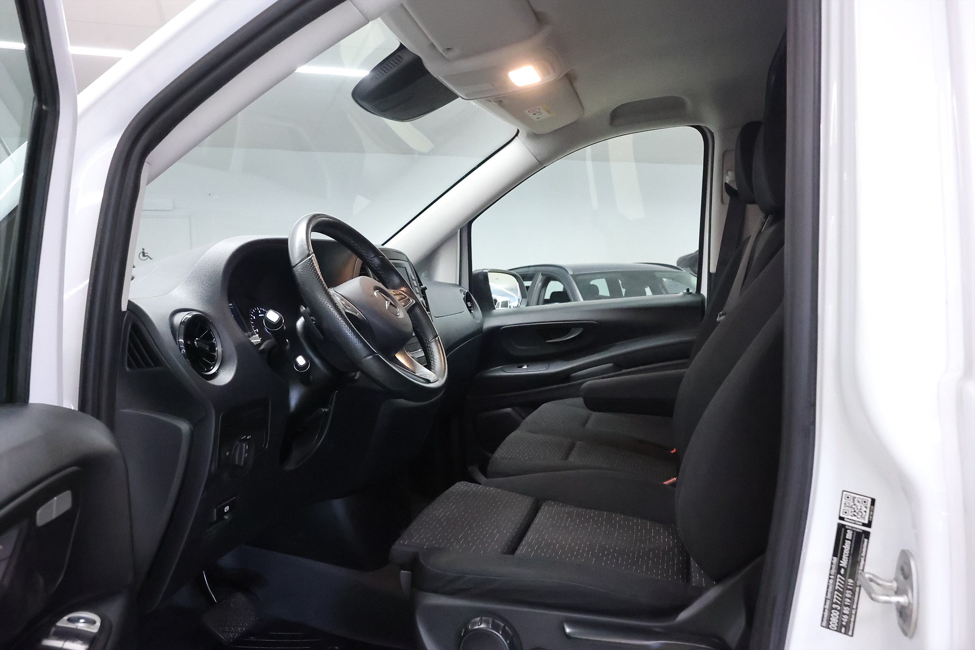 Mercedes-Benz Vito 116 CDI 2.8t 163hk L2 V-inrett LED B-kamera