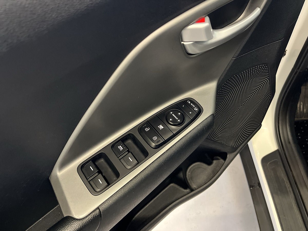 Kia Niro P-HEV DCT, 141hk, 2019