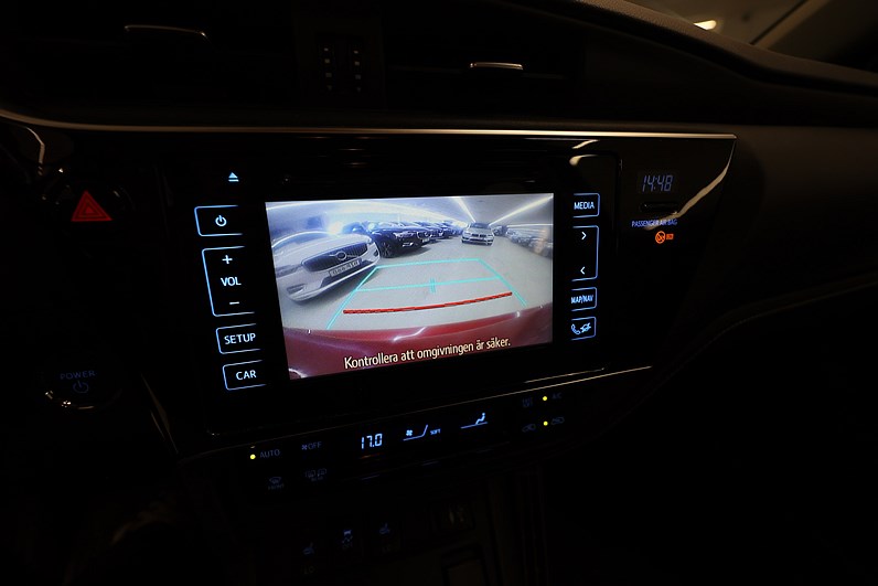 Toyota Auris 1.8 HSD 136hk Active B-Kamera Navi K-Värmare
