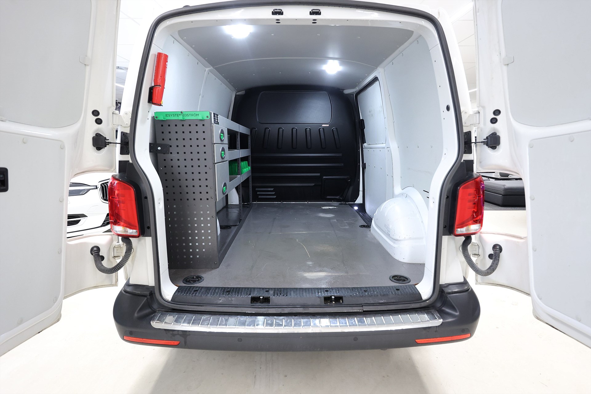 Volkswagen Transporter T30 2.0 TDI 4M 150hk Comfort V-Inrett Värmare B-Kamera