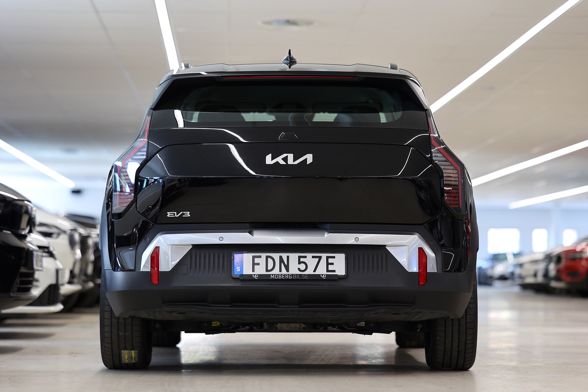 Kia EV3 Long Range 204hk Plus B-kamera Navi Widescreen MOMS