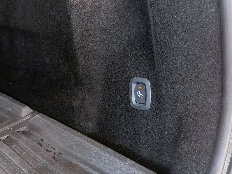 Volvo XC60 Recharge T6 350hk Plus Dark Drag B-Kamera H/K