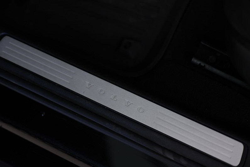 Volvo V60 T4 190hk Adv Edition B-kamera BLIS VOC Navi