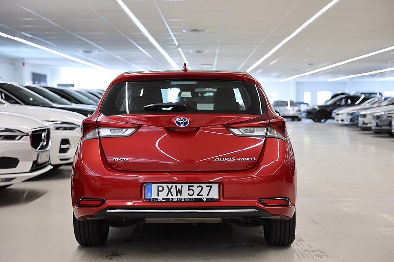 Toyota Auris 1.8 HSD 136hk Active B-Kamera Navi K-Värmare