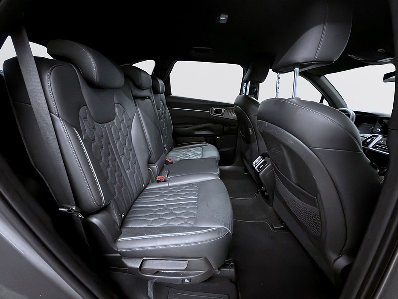 PHEV 265hk Helg på Moberg! Advance Plus 7-sits BOSE 360