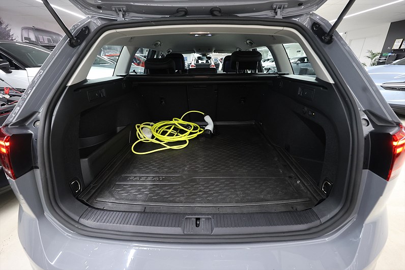 Volkswagen Passat SC GTE 218hk *Kampanj!* Navi Drag Navi B Kamera