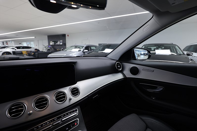 Mercedes-Benz E 220 d 4M All-Terrain Avantgarde Pano 360-kam Luft.fjärdr