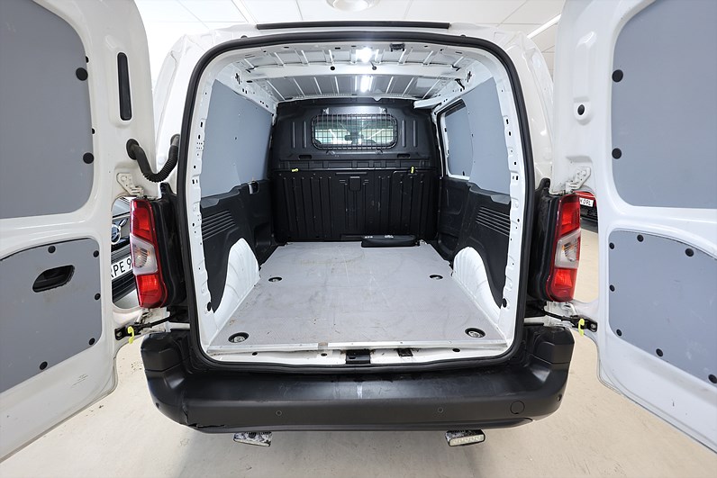 Toyota ProAce City 1.2 Turbo 130hk 3-Sits CarPlay PDC B-Kamera