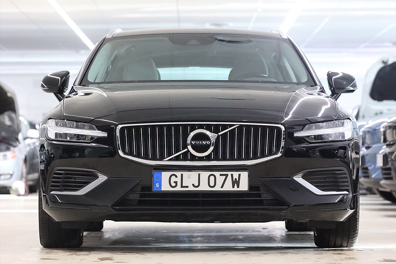 Volvo V60 Recharge T6 AWD 340hk Inscription Exp Läder Keyless Drag PDC