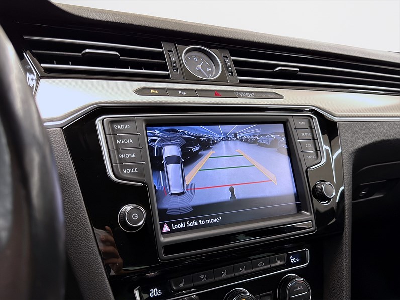 Volkswagen Passat SC GTE 218hk Cockpit IQ Drag B-Kamera