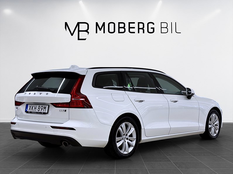 Volvo V60 D3 AWD 150hk Momentum Drag Navi CarPlay PDC