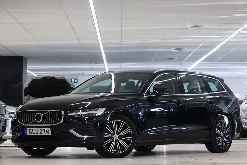 Volvo V60 Recharge T6 AWD 340hk Inscription Exp Läder Keyless Drag PDC
