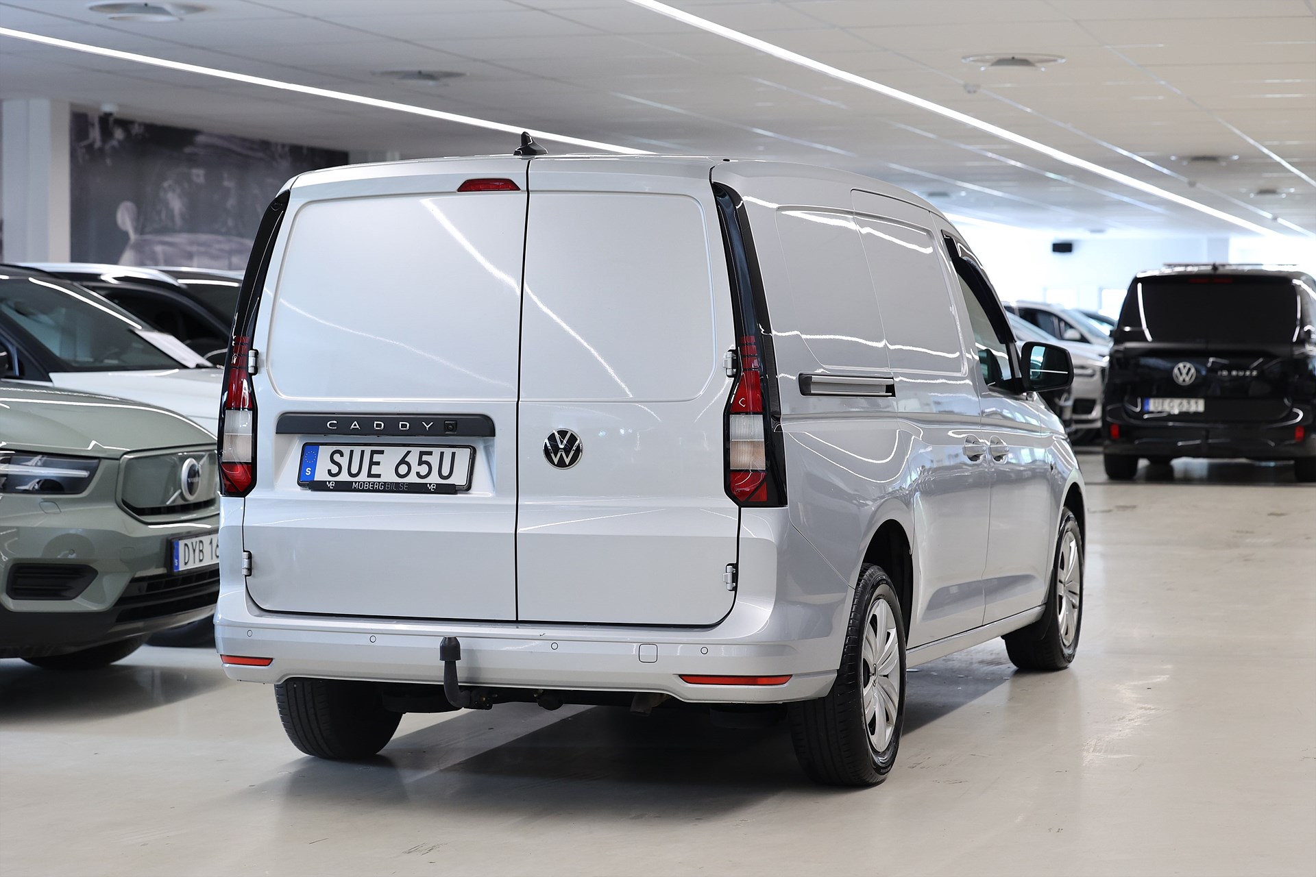Volkswagen Caddy Cargo Maxi 2.0 TDI B-kamera Drag Carplay MOMS