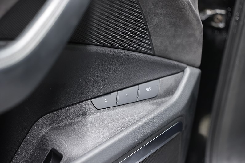 Audi e-tron 55 Quattro 408hk S Line B&O Läder Pano 360