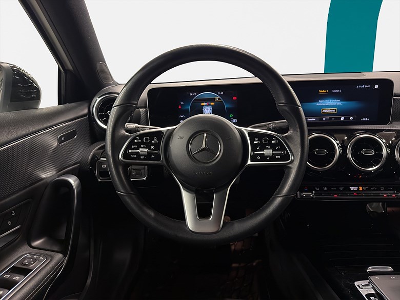 Mercedes-Benz A 180 7G-DCT Progressive Navi, 3 brukare 2019, vit – bild 18 av 25, begagnad hos Niber i Järfälla