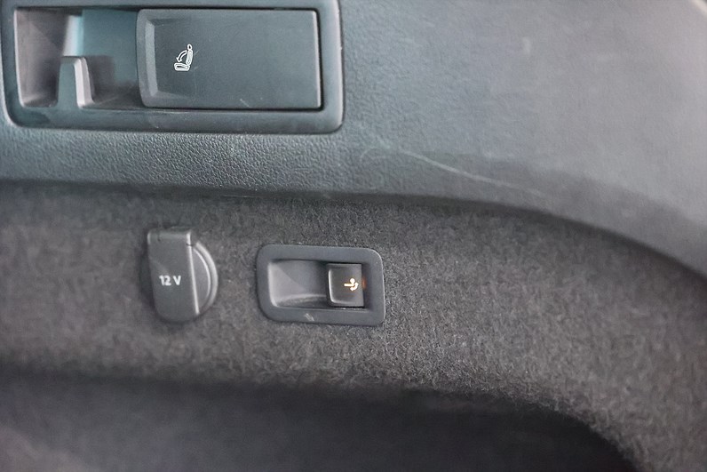 Volkswagen Passat SC 2.0 TDI 4M 190hk R Line Executive Nappa