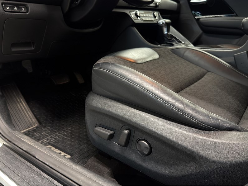 P-HEV DCT 141hk Advance Plus Drag B-Kamera CarPlay