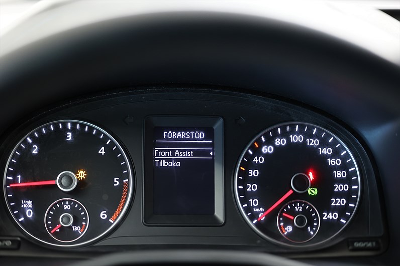 Volkswagen Caddy 2.0 TDI 4M V-inrett Värmare Drag MOMS