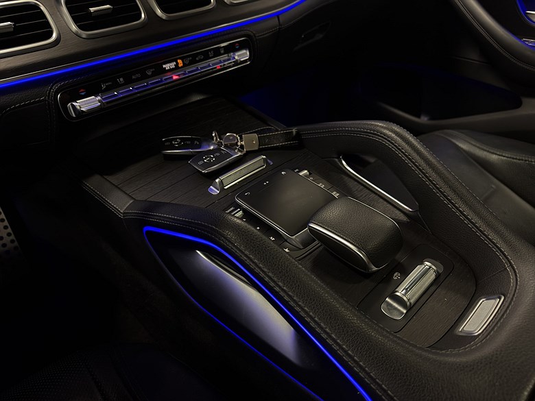 Mercedes-Benz GLE 350 de 4MATIC Coupé, Premium Plus, AMG, 4,99%, Pano, Navi 2021, blå – bild 13 av 26, begagnad hos Niber i Järfälla