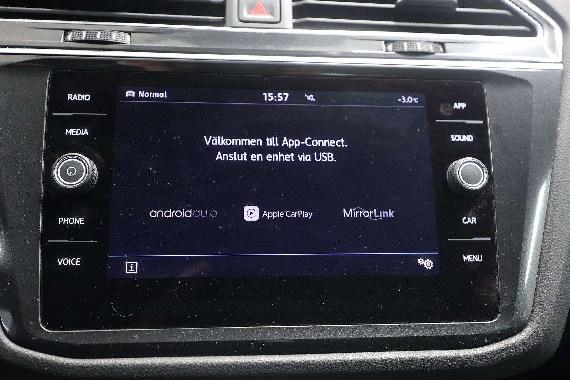 Volkswagen Tiguan 2.0 TDI 4Motion 190hk Executive Drag Värmare