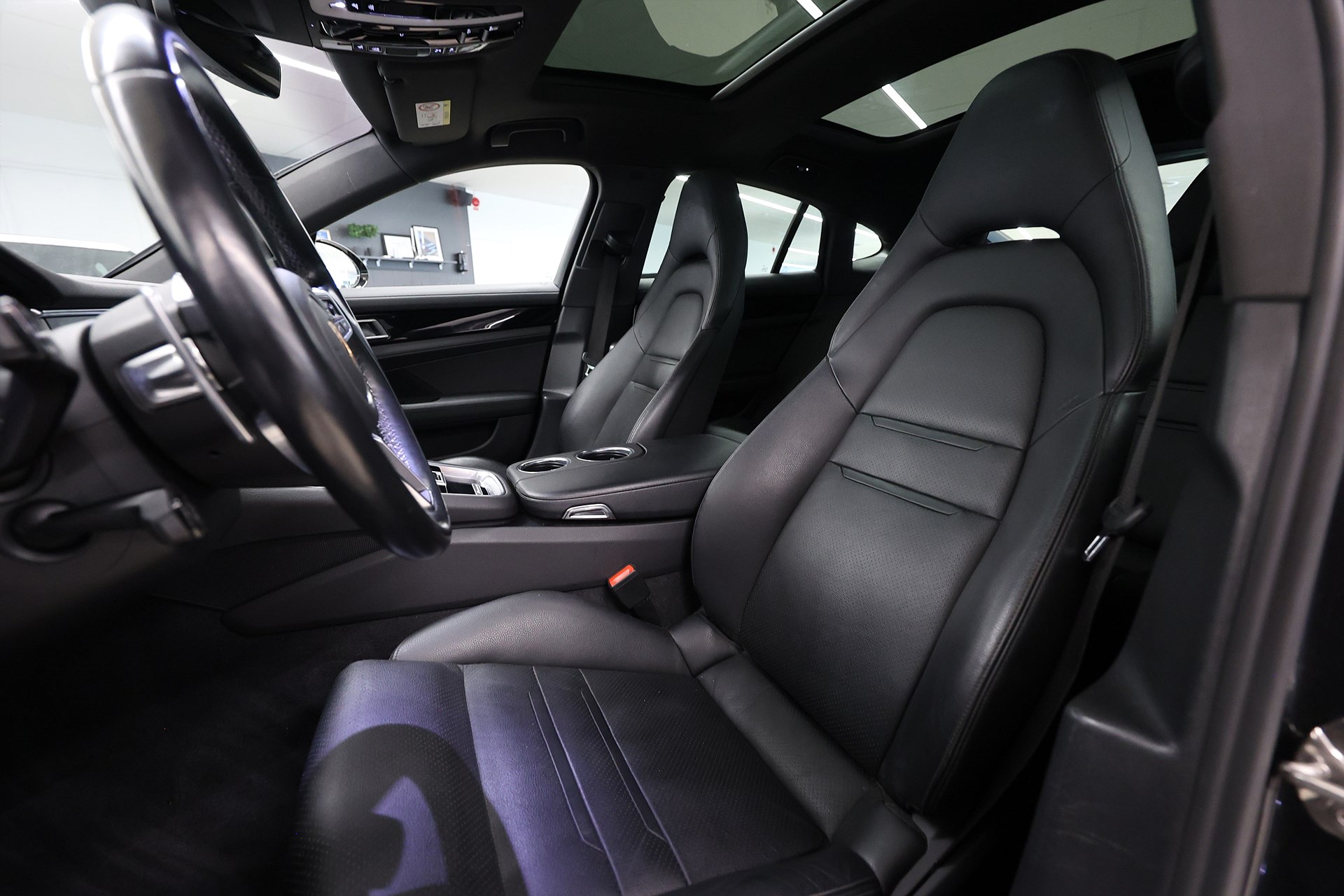 Porsche Panamera 4 E-Hybrid PDK 462hk SportDesign Pano Bose