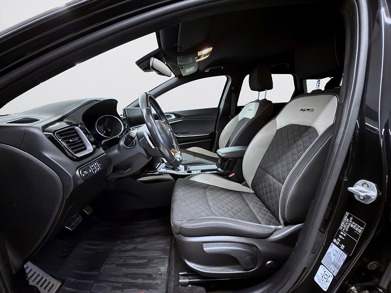 Kia Ceed Sw 1.4 T-GDI 140hk Helg på Moberg! GT Line Navi B-Kamera
