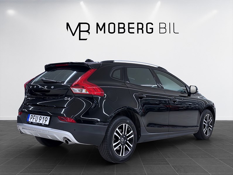 Volvo V40 Cross Country D4 190hk Business Adv Värmare PDC