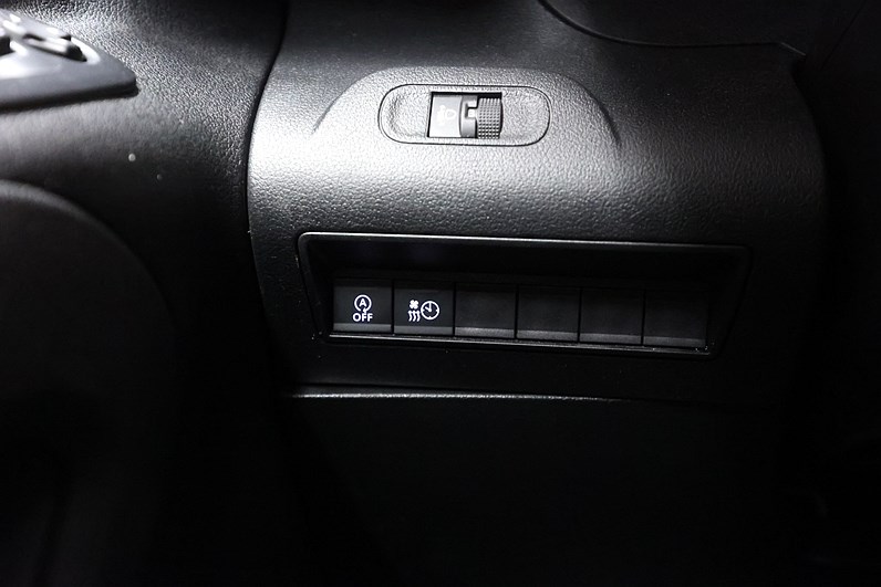 Peugeot Partner L1 1.5 4x4 130hk Värmare Drag PDC MOMS