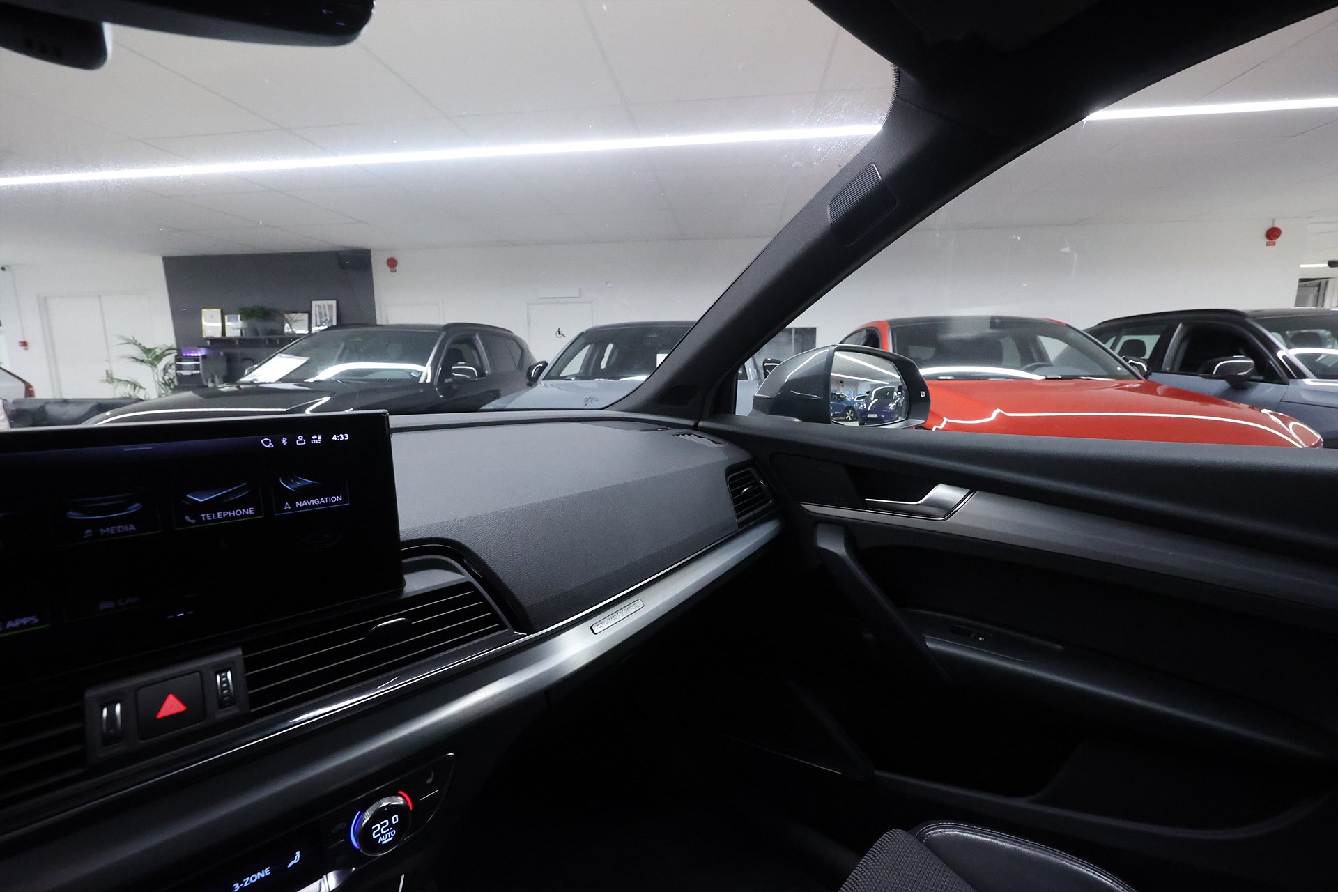 Audi Q5 Sportback 55 TFSI E 367hk S Line B&O B-Kamera Drag