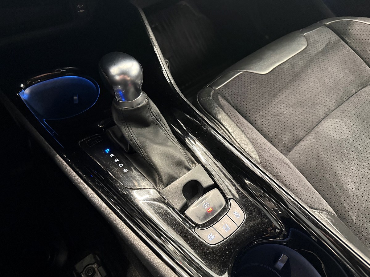 Toyota C-HR – bild 18