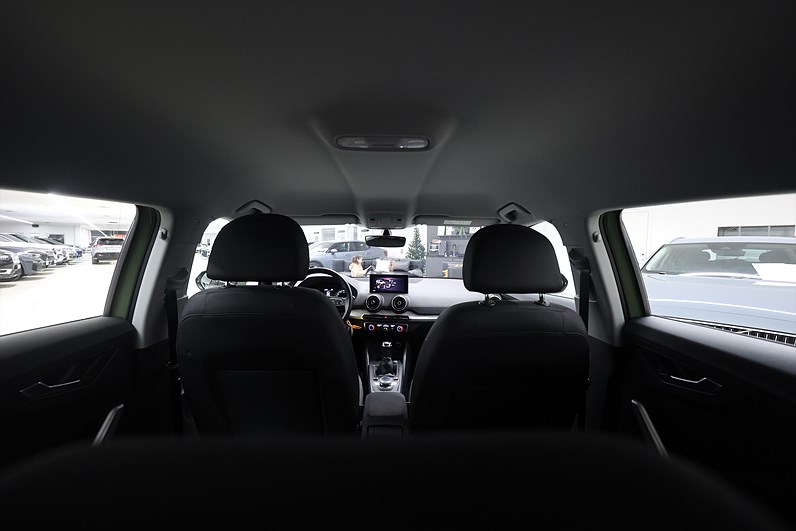 Audi Q2 30 TFSI 110hk *Hjulkampanj!* Proline PDC LED Farth MOMS