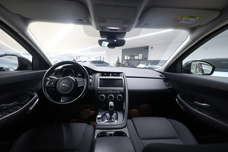 Jaguar E-Pace D150 AWD 150hk *Hjulkampanj!* B-kamera Drag