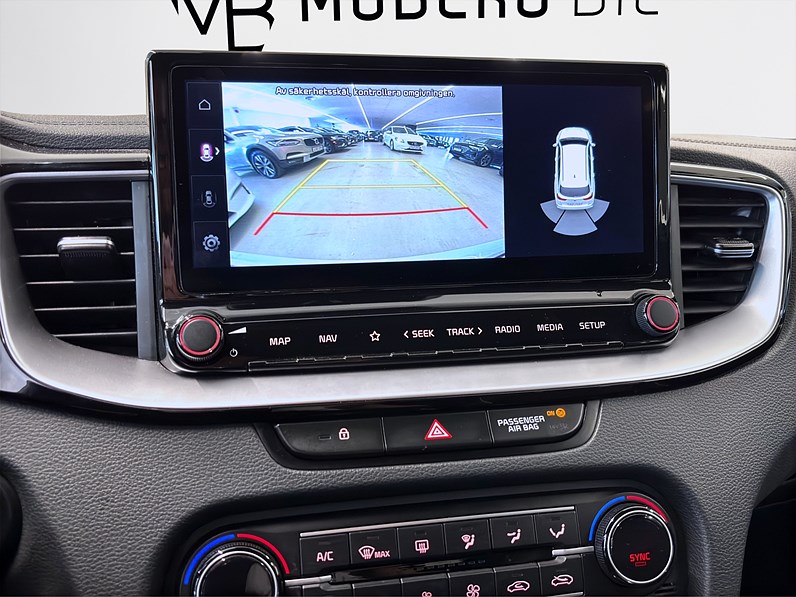 Kia Ceed SW Plug-in Hybrid 141hk Helg på Moberg! Advance B-Kamera Navi Keyless