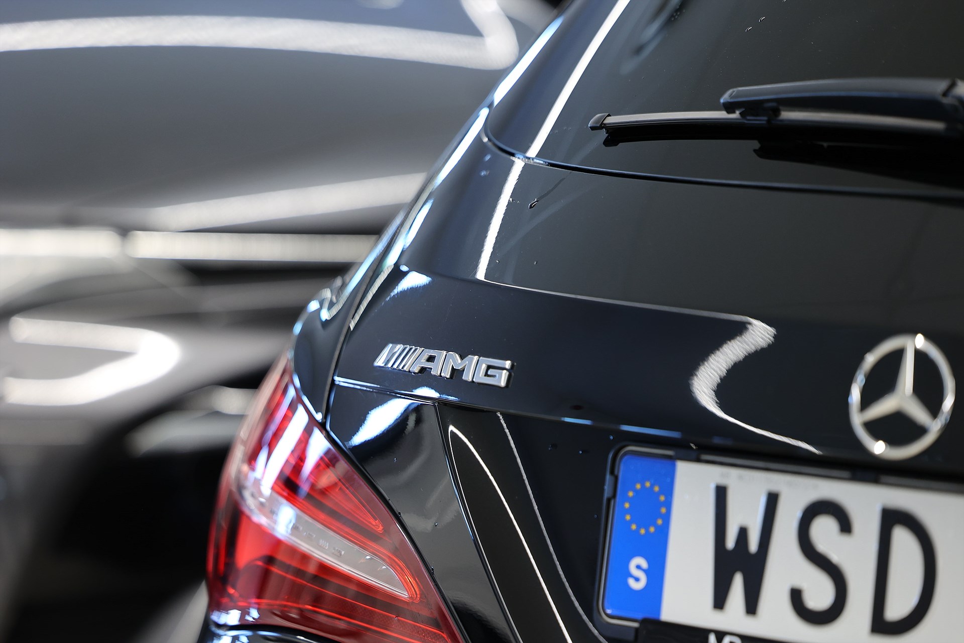 Mercedes-Benz AMG CLA 45 4M 381hk Pano H/K Skalstolar
