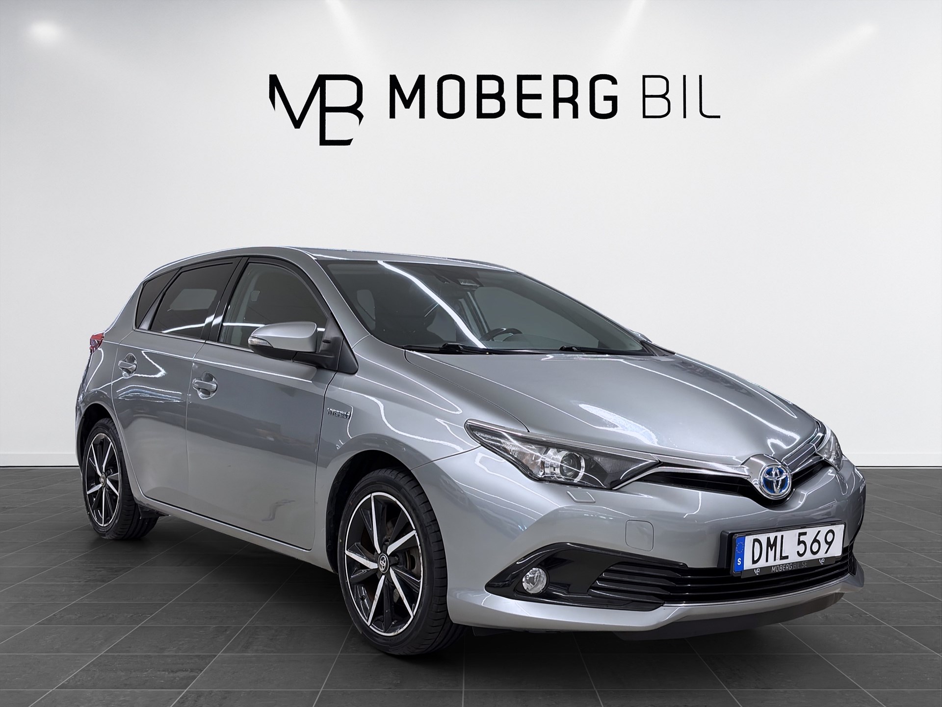 Toyota Auris Hybrid 136hk Intense Edition B-kamera