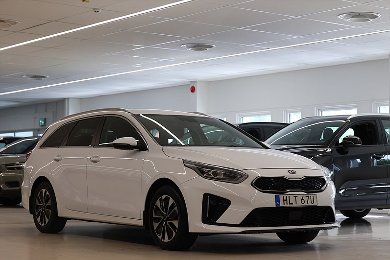 Kia Ceed Plug-in SportsWagon 141hk B-kamera Keyless CarPlay