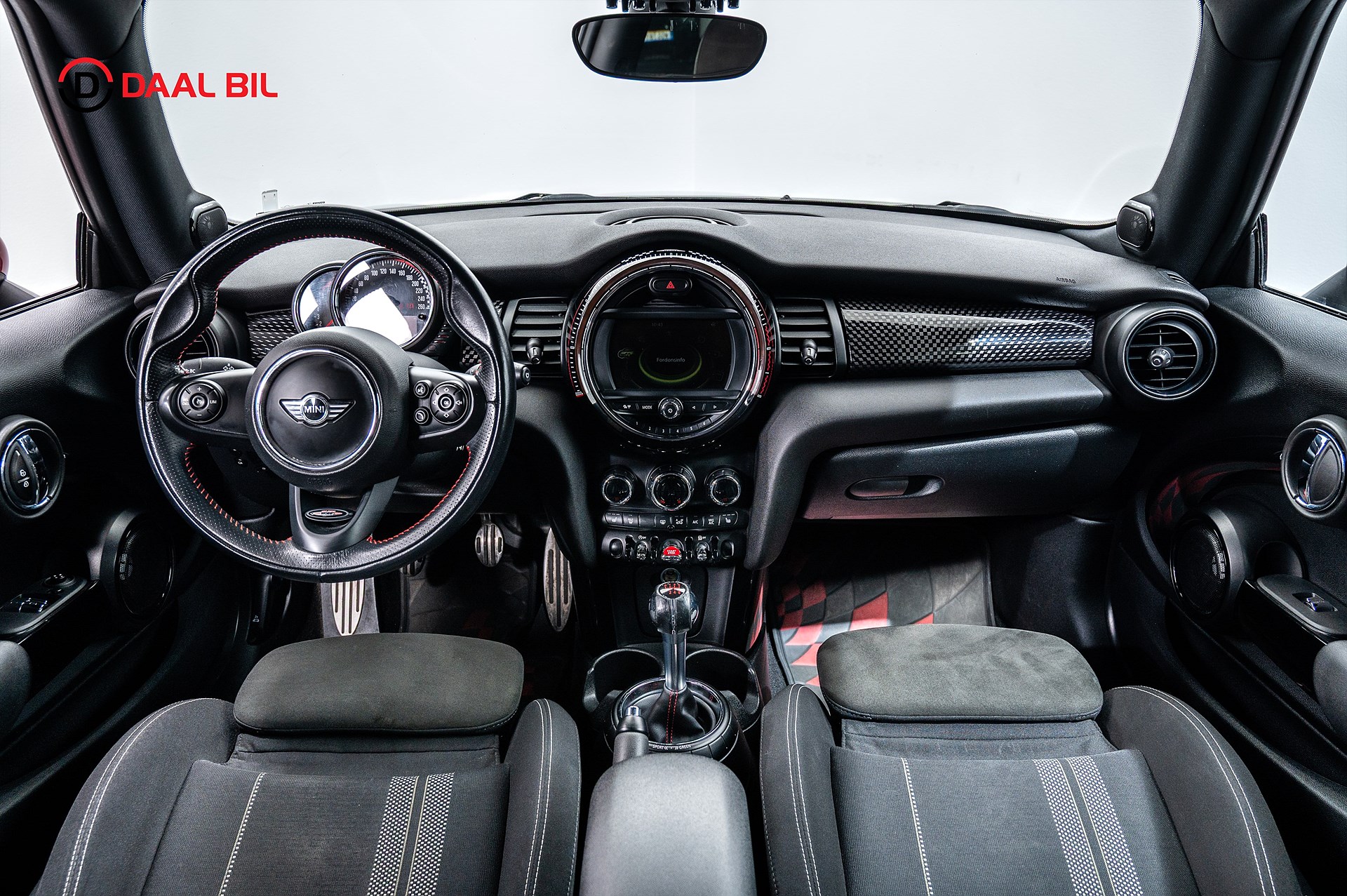 MINI John Cooper Works Manual, 231hp, 2016