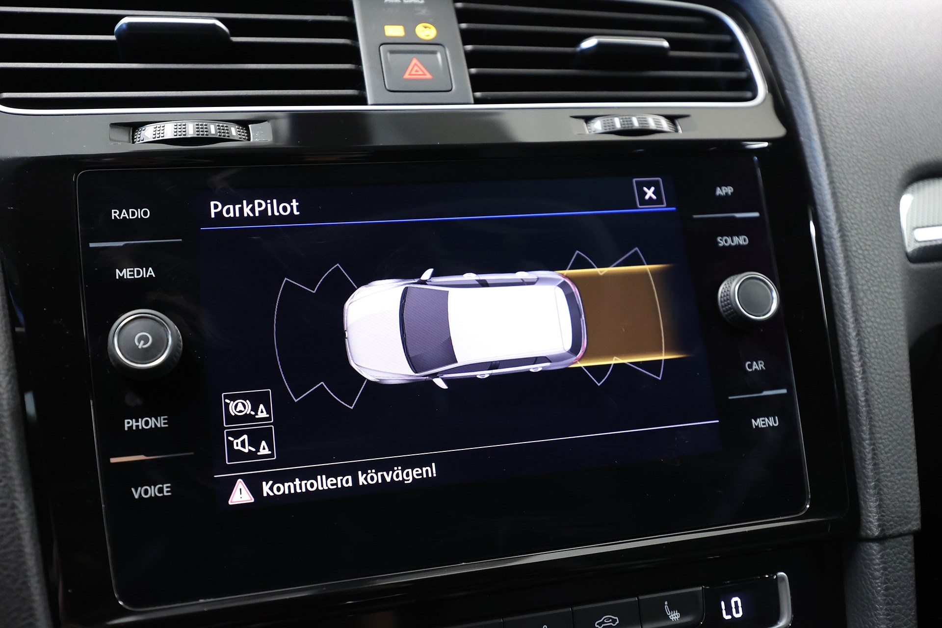Volkswagen Golf 5-dörrar 1.5 TSI 150hk R Line CarPlay PDC