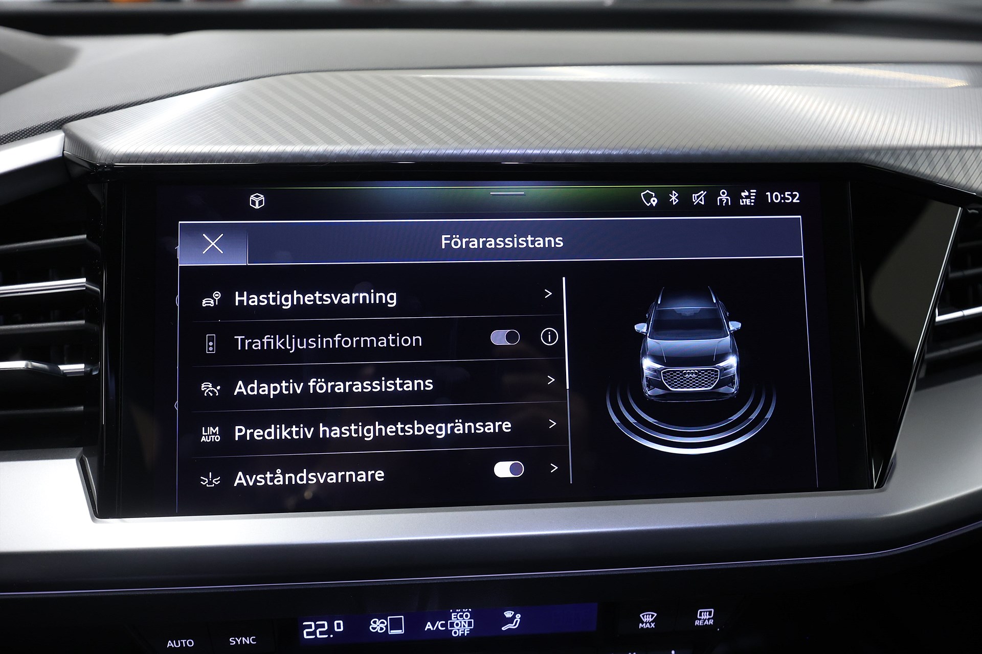 Audi Q4 40 e-tron 204hk *Hjulkampanj!* B-kamera Navi Värmare Black pkt