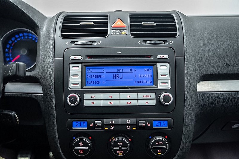 Volkswagen Golf 2009 - miniatyr 16