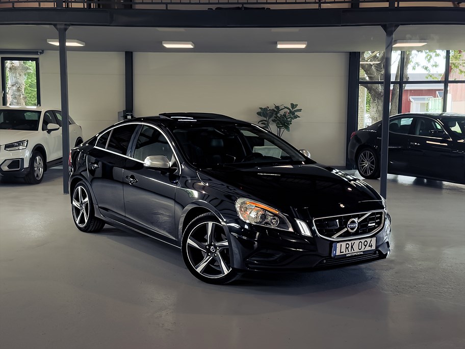 Manuell, 163hk, 2012 D3 R-Design SE SPEC,  KAMREM BYTT